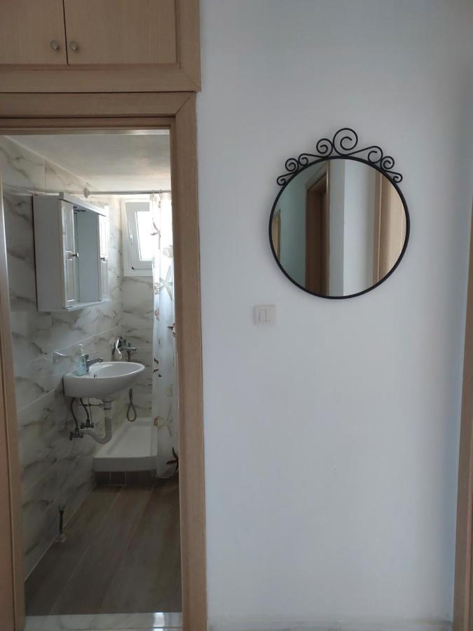 Anna'S Rooms Неа-Міханіона Екстер'єр фото